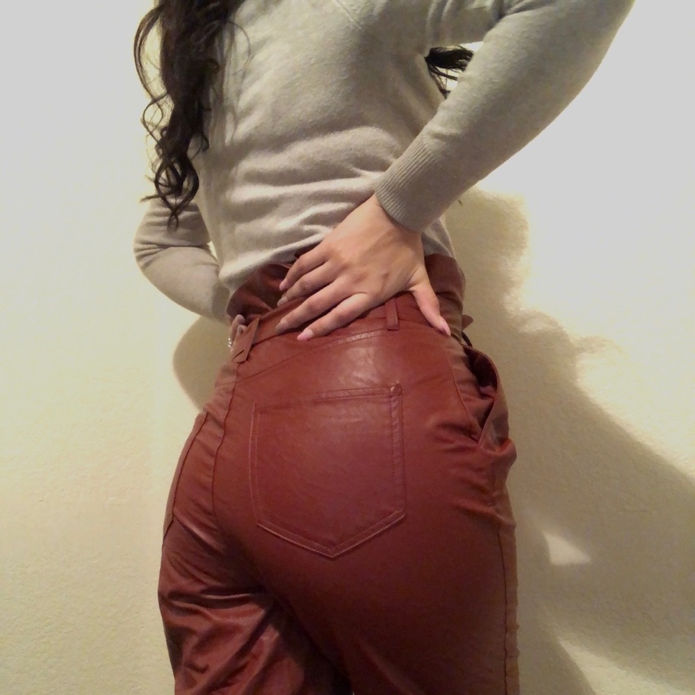 Pants - Picture 2 of 3